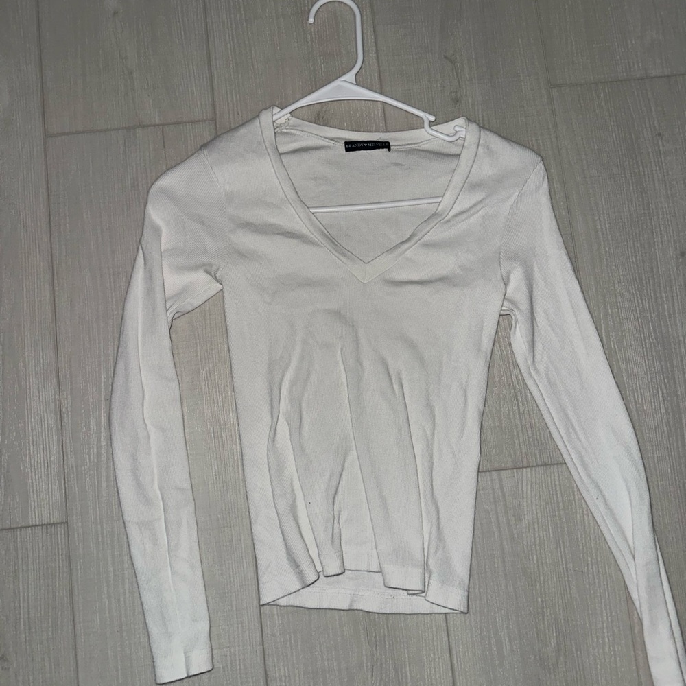Brandy Melville long sleeve top